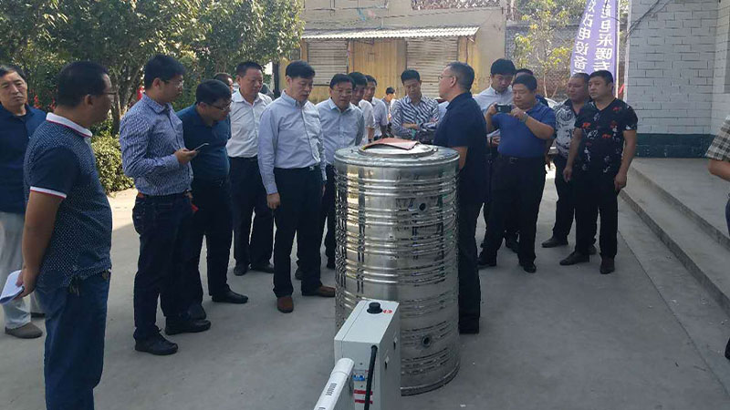 住建部對(duì)暖赫煤改電項(xiàng)目考察.jpg